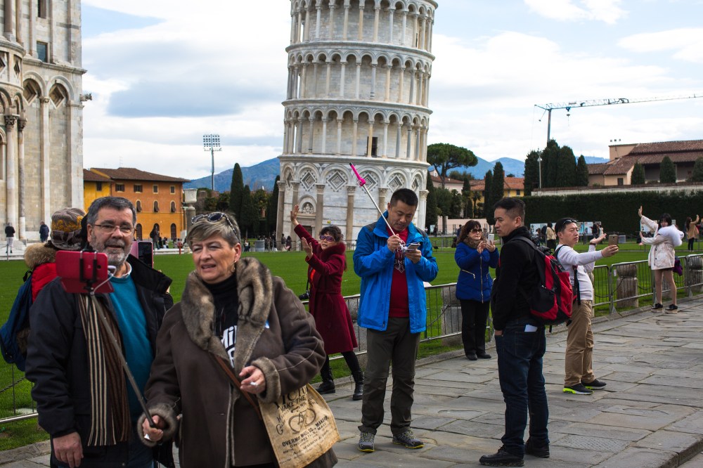 Copy of TravelingByMyselfie01